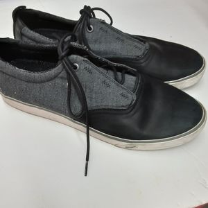 Teva Men's Black and Gray Lace Up Sneakers Size 11.5